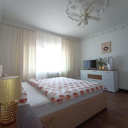 Dove Apartment 锡比乌 外观 照片
